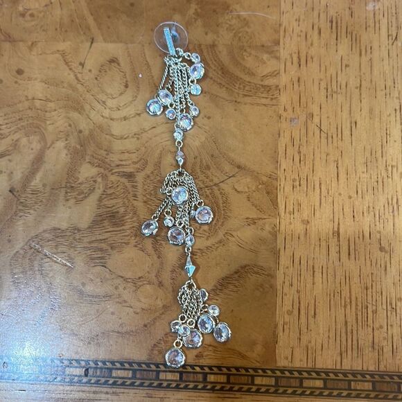 KENDRA SCOTT Single Earring! - Picture 3 of 3